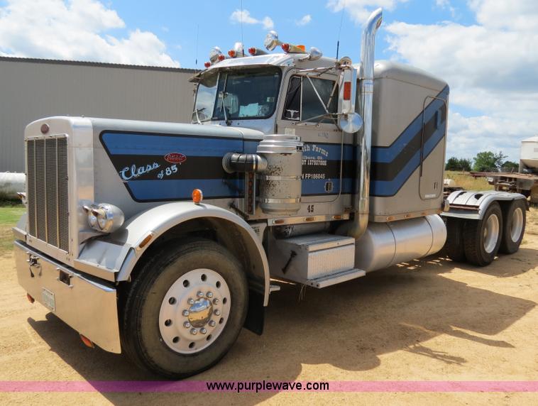 image for item B2375 1985 Peterbilt 359 semi truck