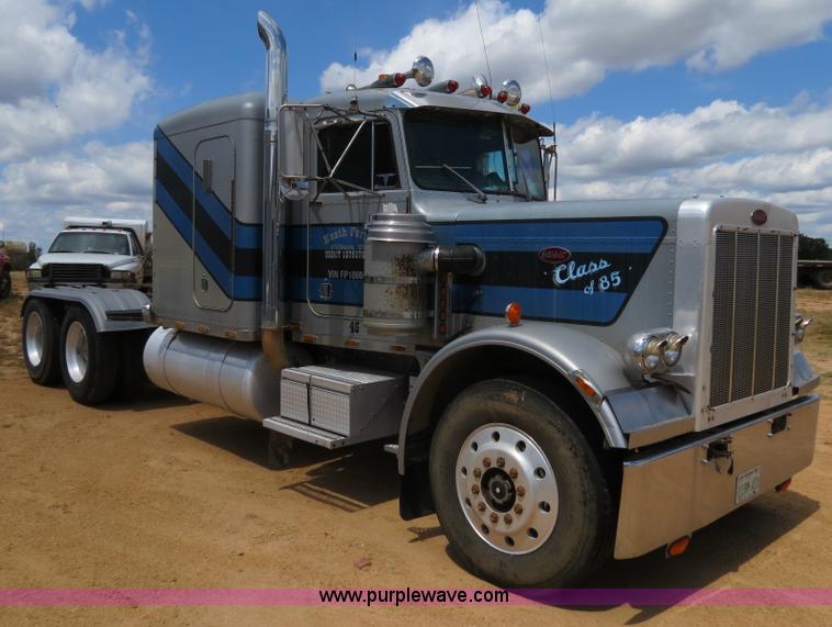 image for item B2375 1985 Peterbilt 359 semi truck