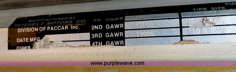 image for item B2375 1985 Peterbilt 359 semi truck