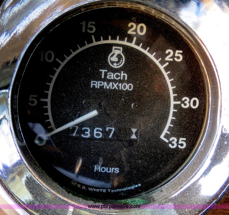 image for item B2375 1985 Peterbilt 359 semi truck