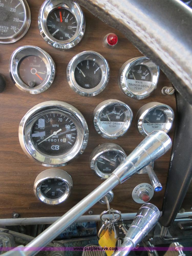 image for item B2375 1985 Peterbilt 359 semi truck