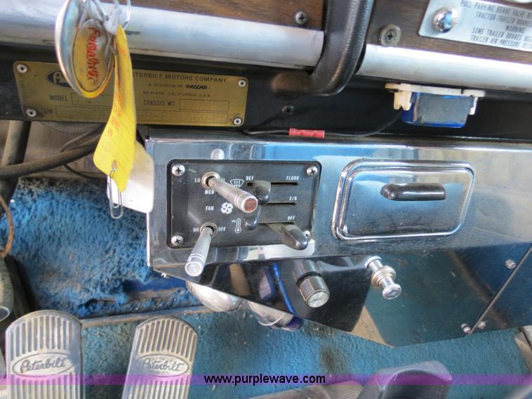 image for item B2375 1985 Peterbilt 359 semi truck