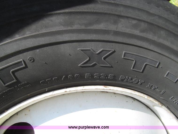 image for item B6366 1990 Ottawa YT-Thirty trailer spotter