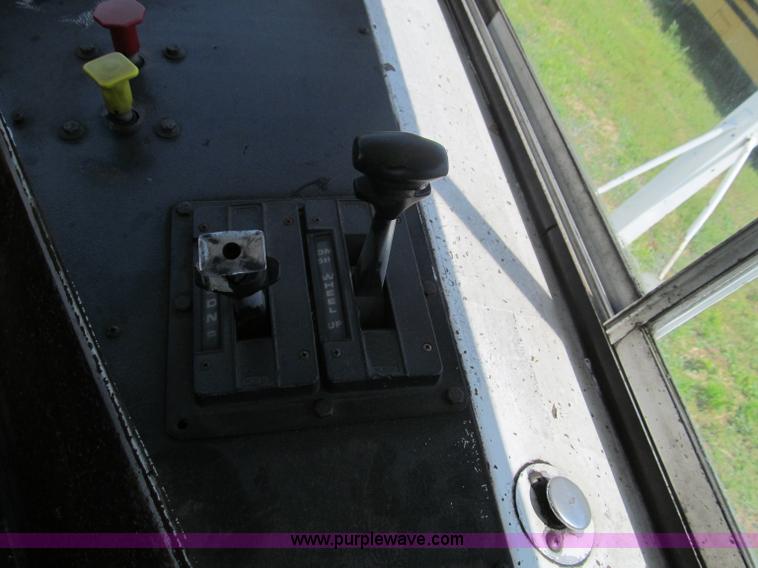 image for item B6366 1990 Ottawa YT-Thirty trailer spotter