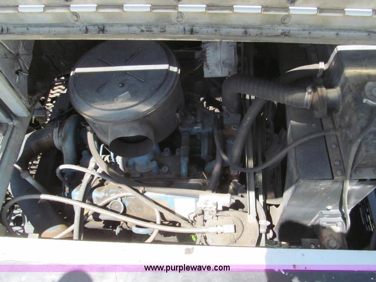 image for item B6366 1990 Ottawa YT-Thirty trailer spotter