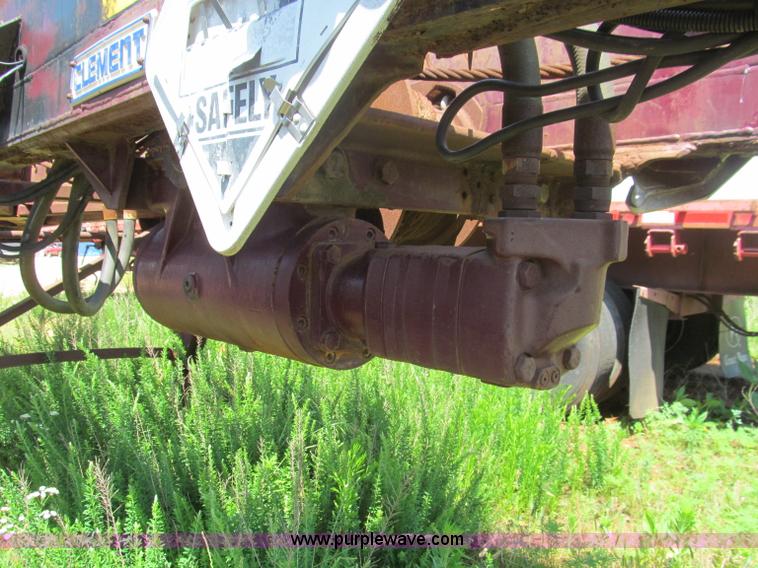image for item B6368 1990 Clement 45' hydraulic roll off carrier
