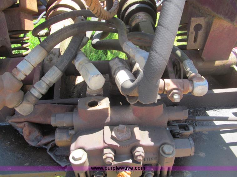 image for item B6368 1990 Clement 45' hydraulic roll off carrier