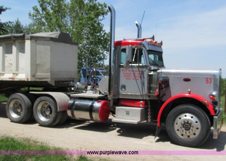 image for item C2170 1984 Peterbilt 359 semi truck