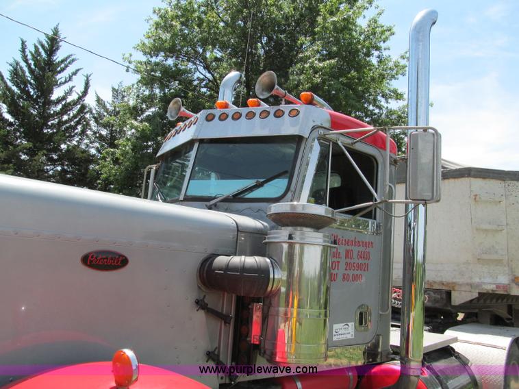 image for item C2170 1984 Peterbilt 359 semi truck