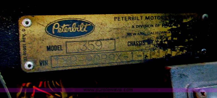 image for item C2170 1984 Peterbilt 359 semi truck