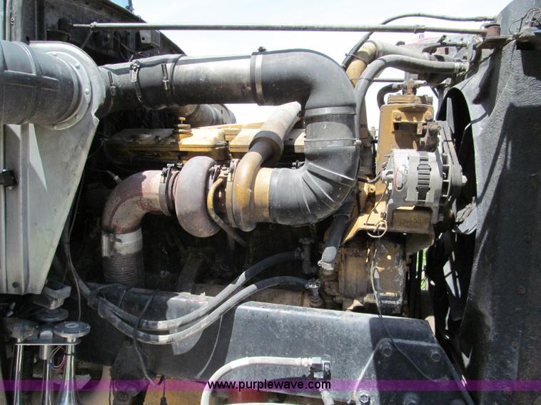 image for item C2170 1984 Peterbilt 359 semi truck