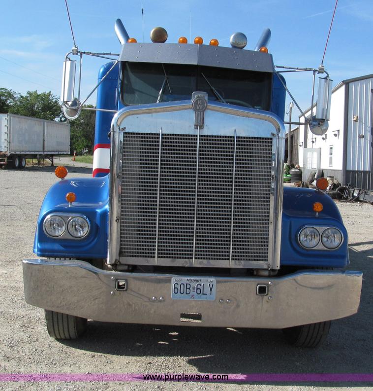 image for item C2172 1972 Kenworth C500  wrecker semi truck