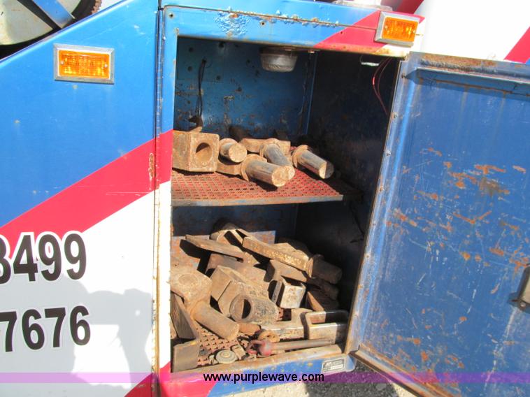 image for item C2172 1972 Kenworth C500  wrecker semi truck