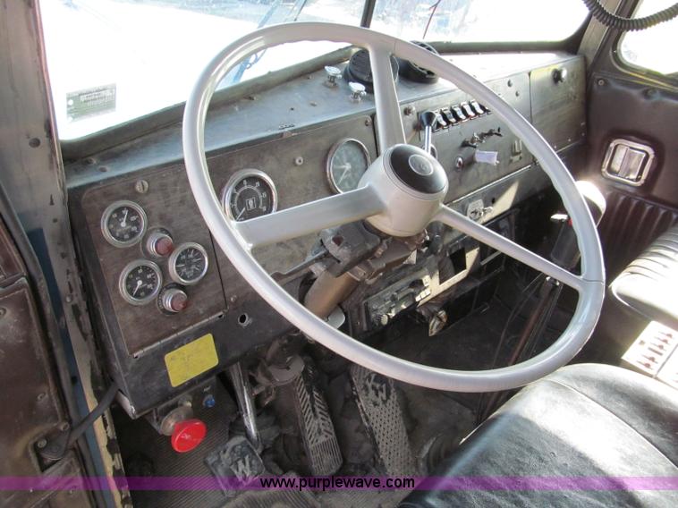 image for item C2172 1972 Kenworth C500  wrecker semi truck