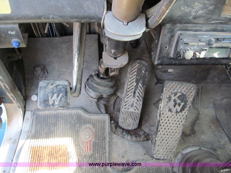 image for item C2172 1972 Kenworth C500  wrecker semi truck