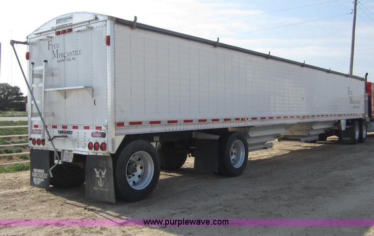 image for item C2533 2008 Wilson DWH500 PaceSetter 50' grain trailer
