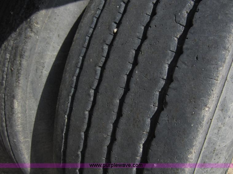 image for item C2533 2008 Wilson DWH500 PaceSetter 50' grain trailer