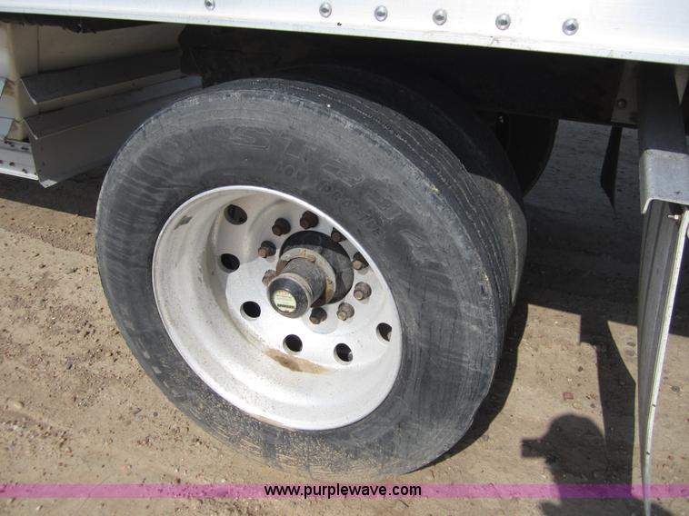 image for item C2533 2008 Wilson DWH500 PaceSetter 50' grain trailer