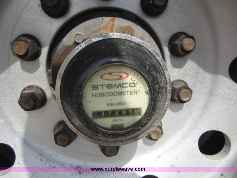 image for item C2533 2008 Wilson DWH500 PaceSetter 50' grain trailer