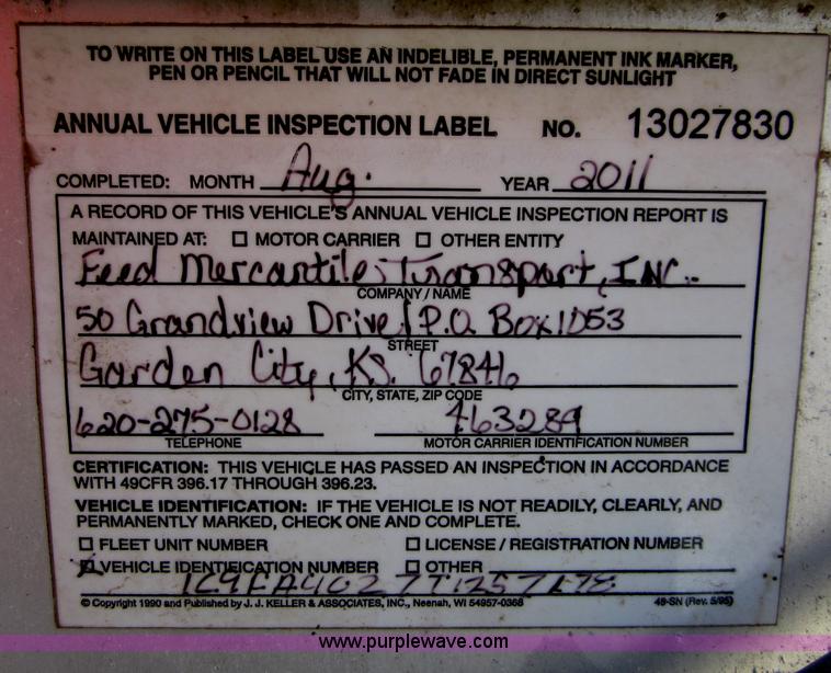 image for item C2534 1996 CEI Pacer Stinger bulk feed trailer