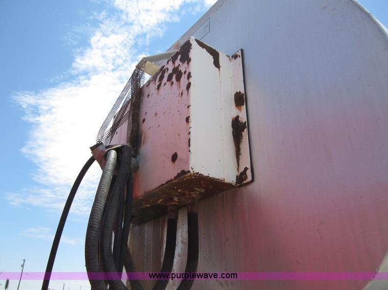 image for item C2534 1996 CEI Pacer Stinger bulk feed trailer