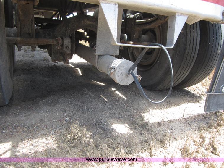 image for item C2536 1996 Stephens 42' pneumatic dry bulk trailer