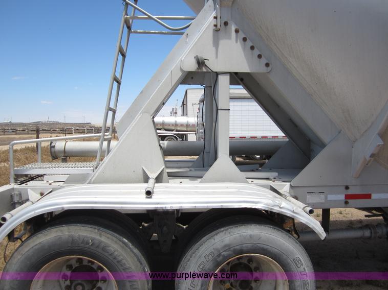 image for item C2536 1996 Stephens 42' pneumatic dry bulk trailer