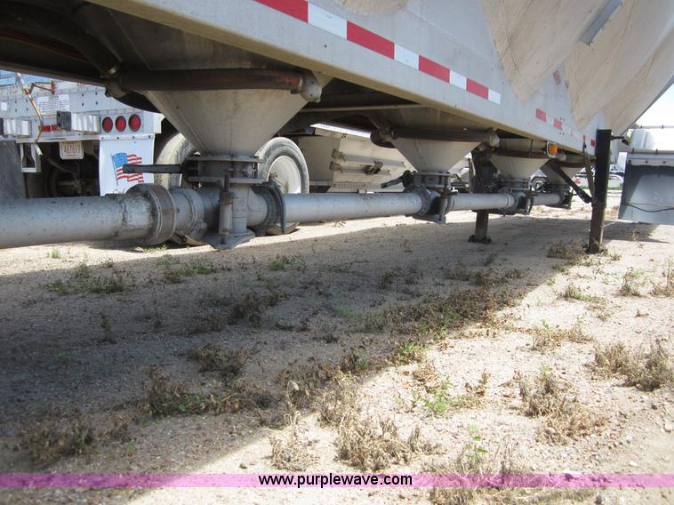 image for item C2536 1996 Stephens 42' pneumatic dry bulk trailer