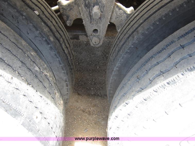 image for item C2536 1996 Stephens 42' pneumatic dry bulk trailer