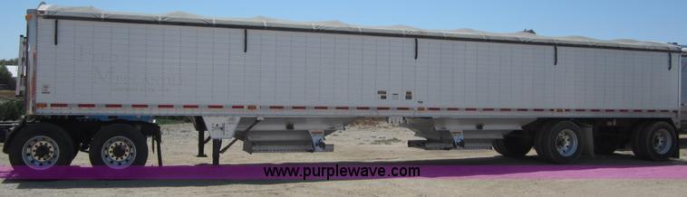 image for item C2537 2008 Wilson DWH500  PaceSetter 50' grain trailer