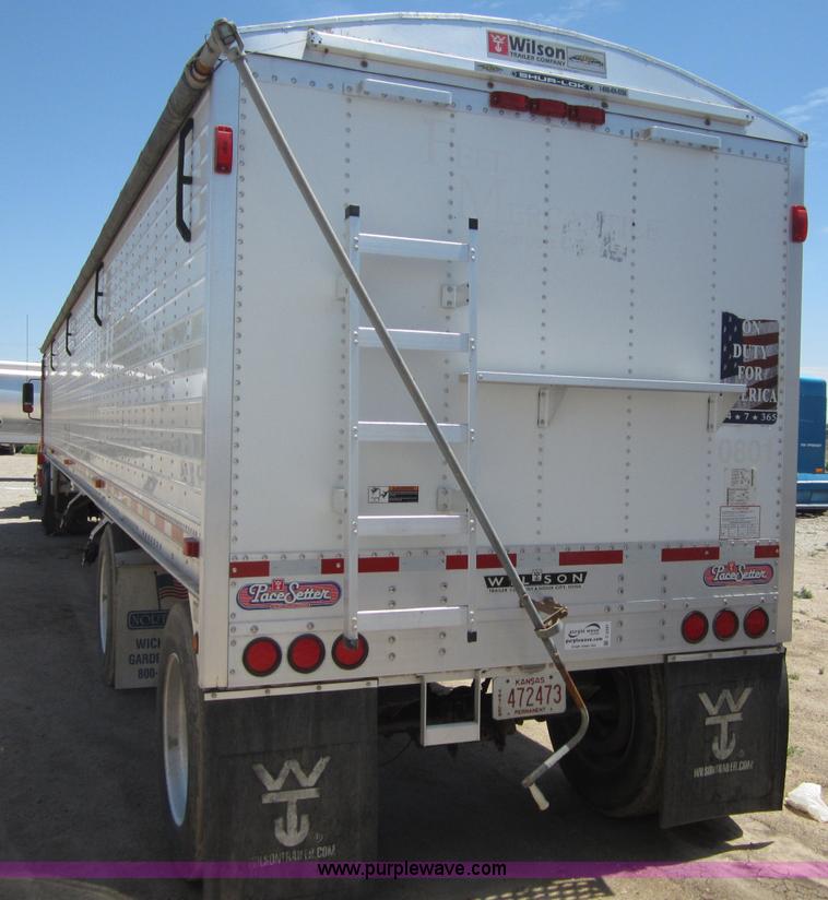 image for item C2537 2008 Wilson DWH500  PaceSetter 50' grain trailer