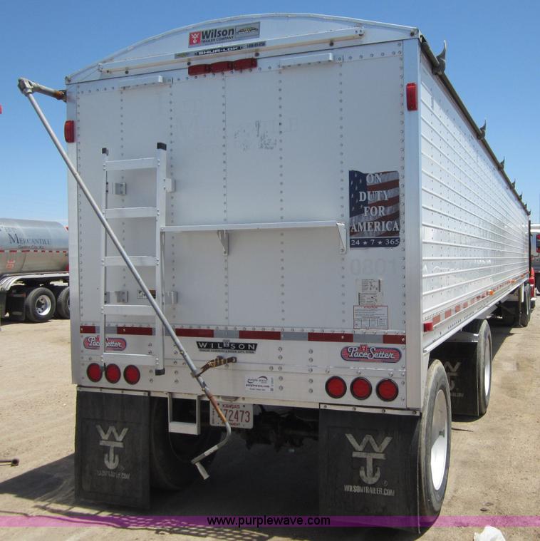 image for item C2537 2008 Wilson DWH500  PaceSetter 50' grain trailer