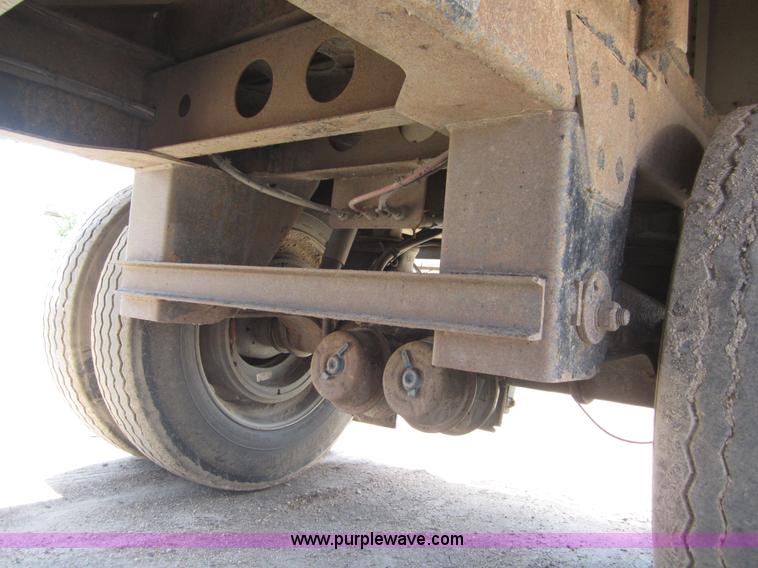 image for item C2537 2008 Wilson DWH500  PaceSetter 50' grain trailer