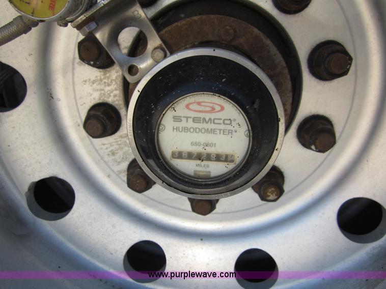 image for item C2537 2008 Wilson DWH500  PaceSetter 50' grain trailer