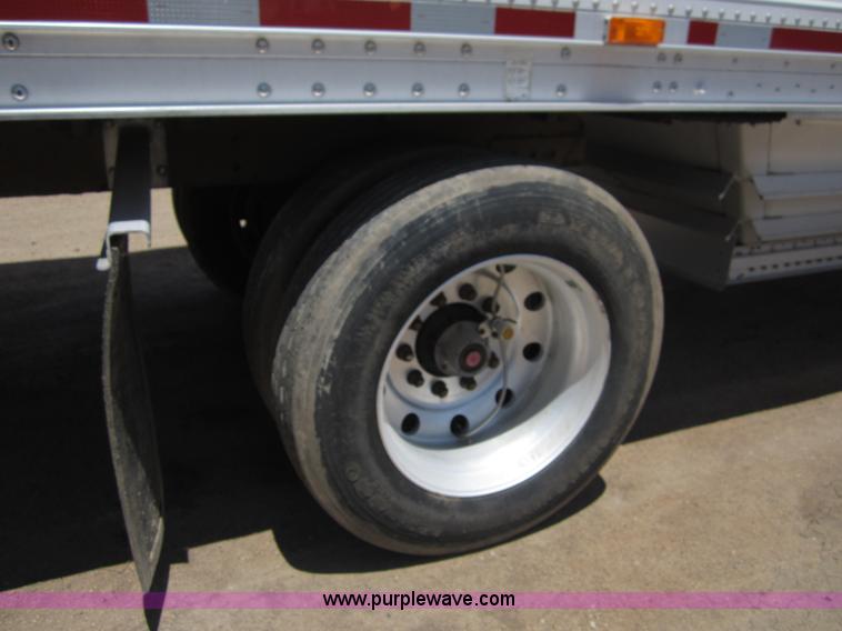 image for item C2537 2008 Wilson DWH500  PaceSetter 50' grain trailer