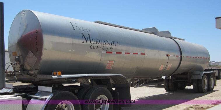 image for item C2538 1994 Polar tanker trailer