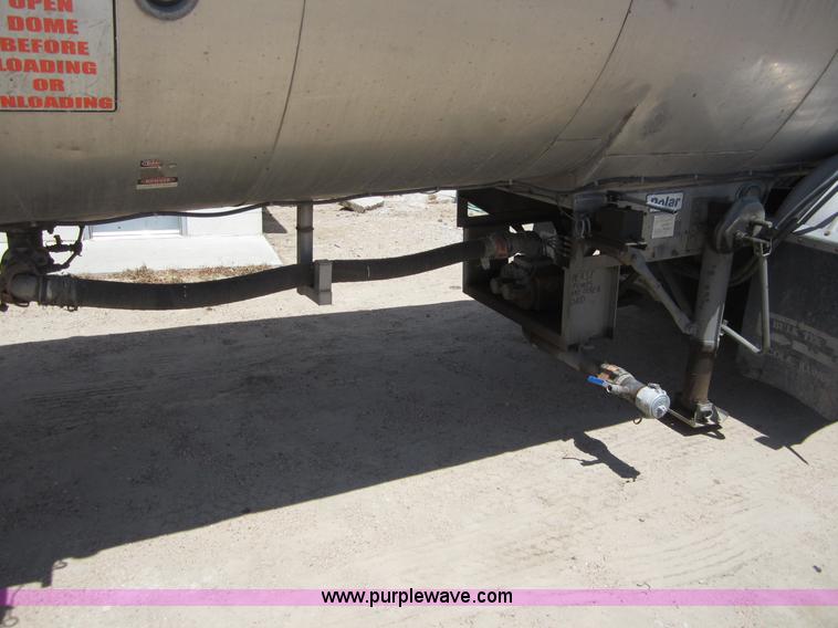 image for item C2538 1994 Polar tanker trailer