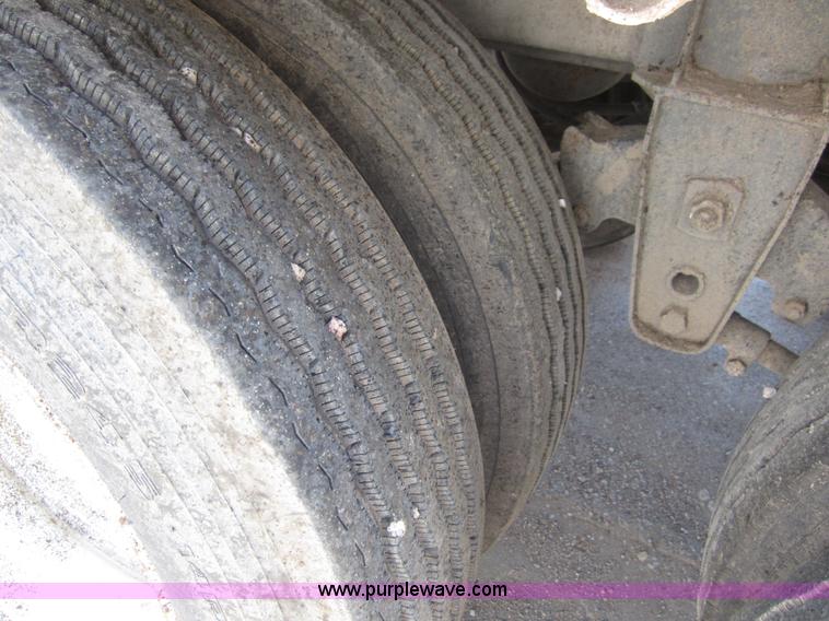 image for item C2538 1994 Polar tanker trailer