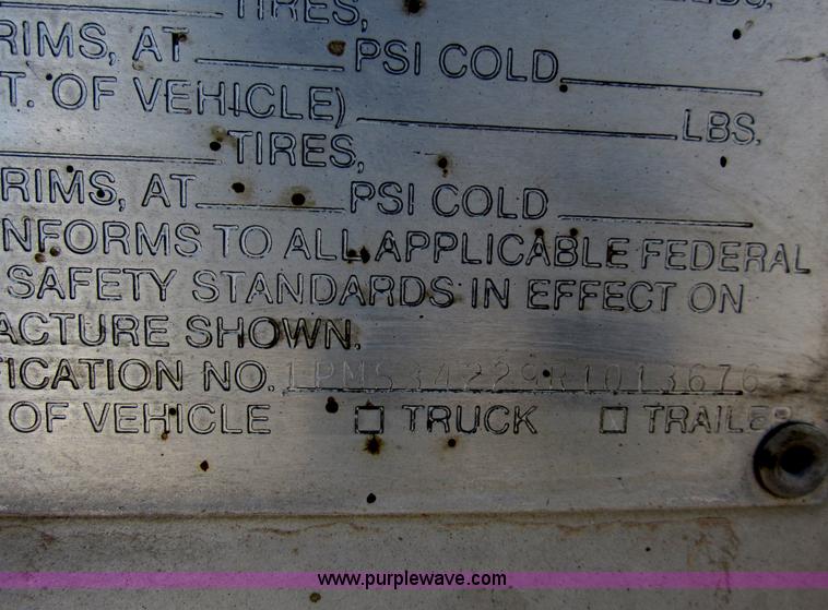 image for item C2538 1994 Polar tanker trailer