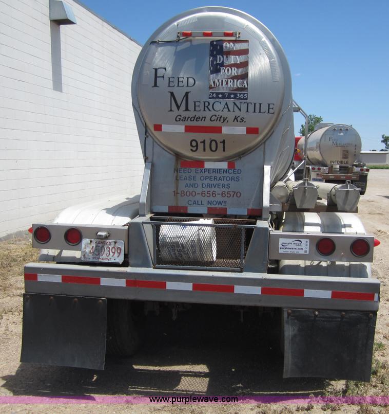 image for item C2539 1991 Polar tanker trailer