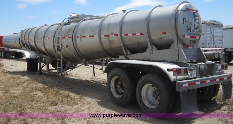 image for item C2539 1991 Polar tanker trailer