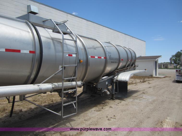 image for item C2539 1991 Polar tanker trailer