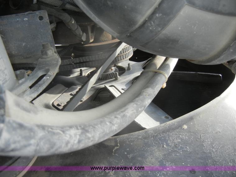 image for item D4121 1993 Mack CH613 semi truck