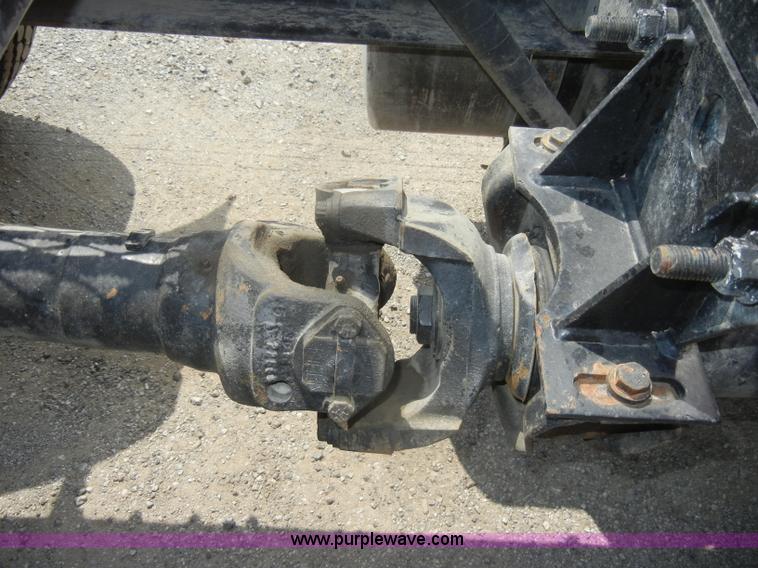 image for item D4121 1993 Mack CH613 semi truck