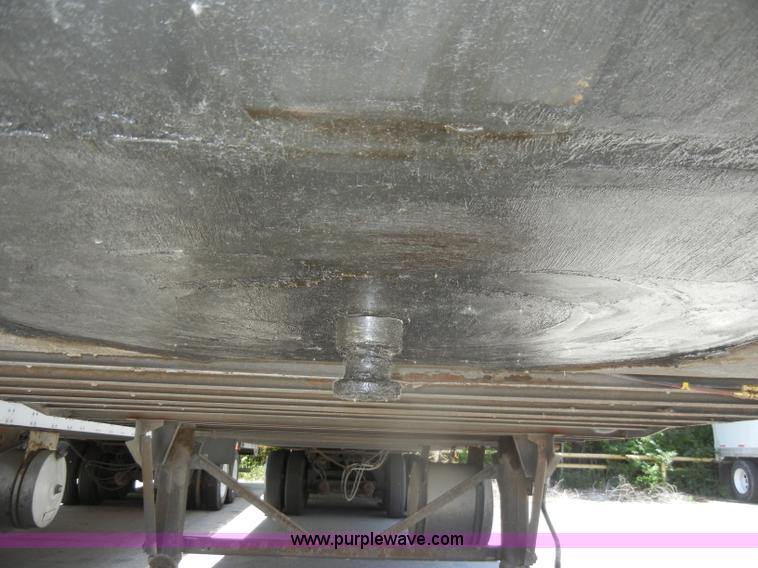 image for item D4128 1999 Wabash 53' refrigerated trailer