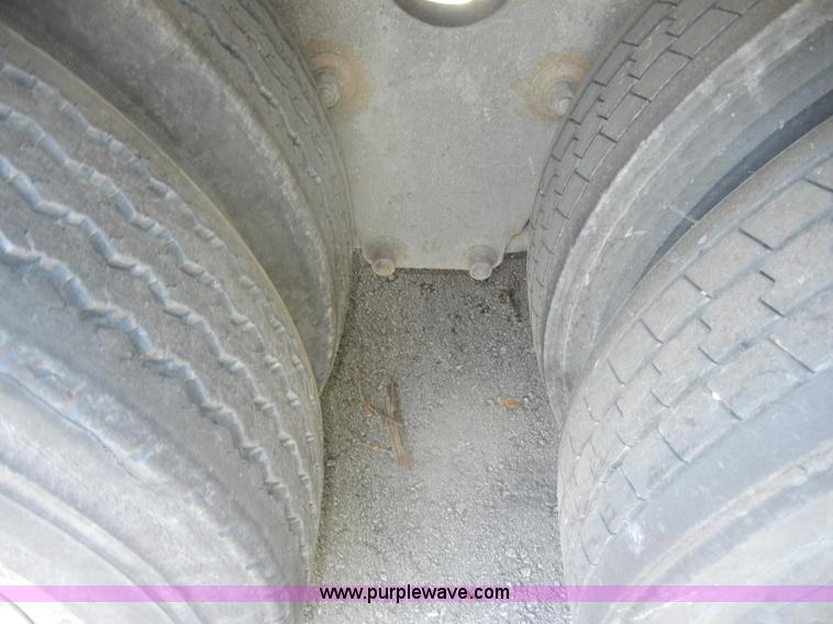 image for item D4128 1999 Wabash 53' refrigerated trailer