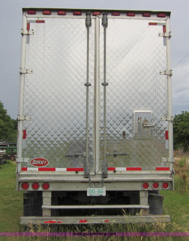 image for item D5572 2000 Dorsey 48' reefer trailer