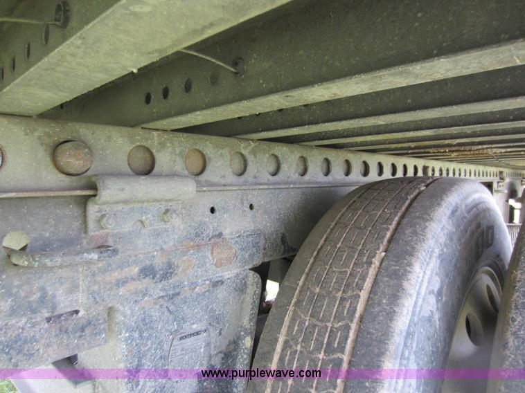 image for item D5572 2000 Dorsey 48' reefer trailer