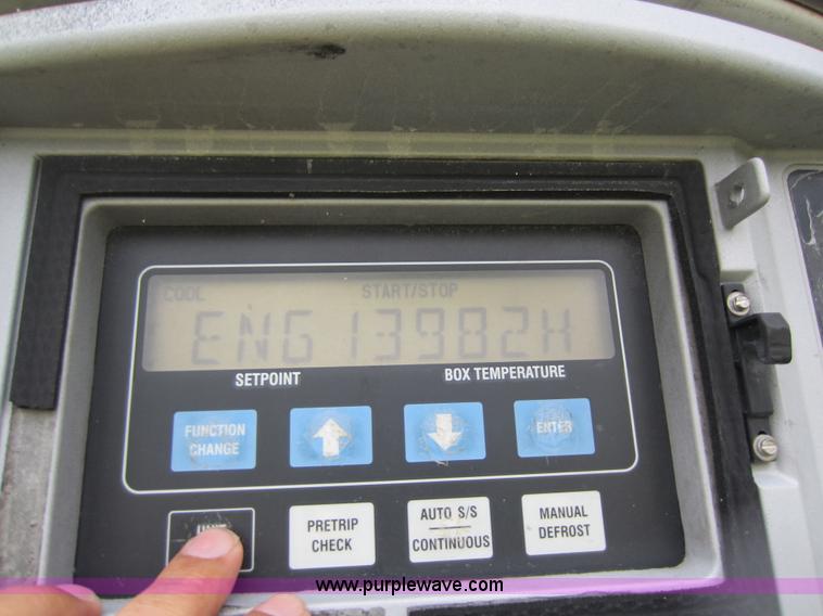 image for item D5572 2000 Dorsey 48' reefer trailer