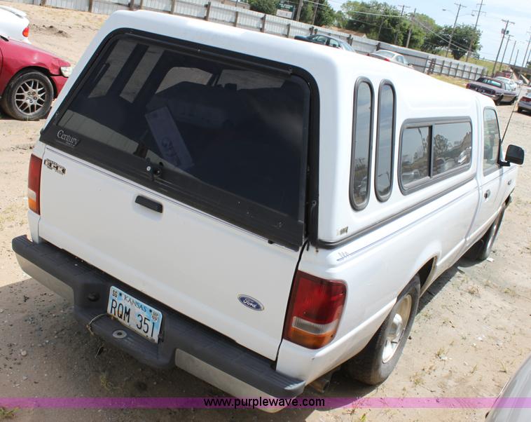 image for item D5126 1995 Ford Ranger pickup truck